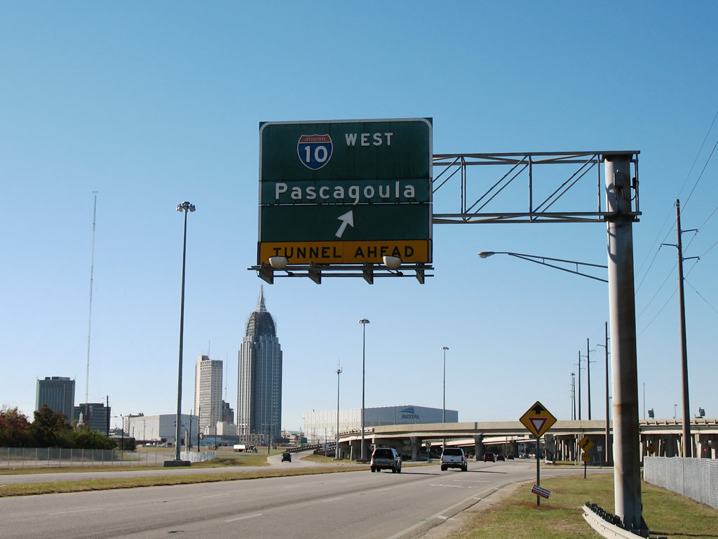 Alabama Interstate 10 sign.