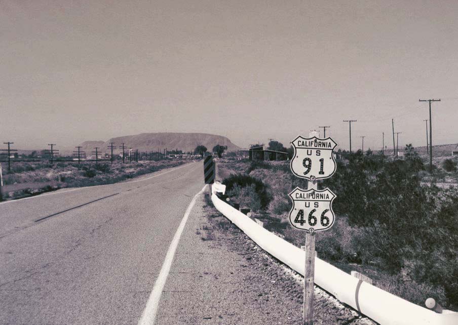 California - U.S. Highway 91 and U.S. Highway 466 sign.