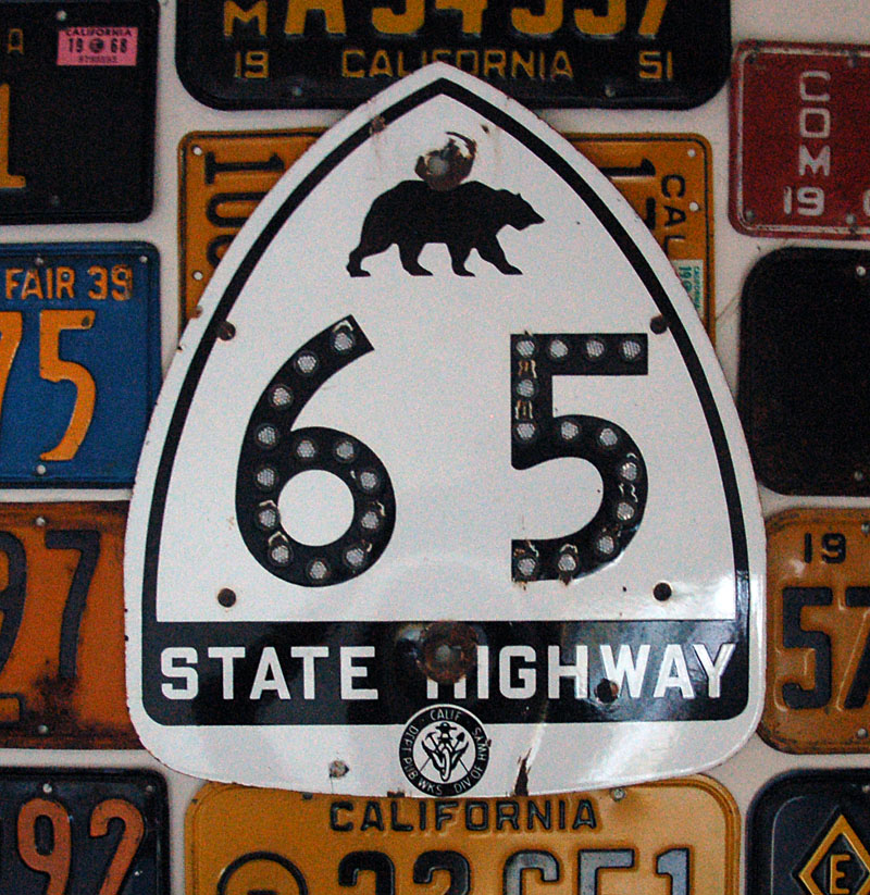 California - State Highway 65 and U.S. Highway 101 sign.