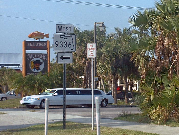 Florida State Highway 9336 sign.