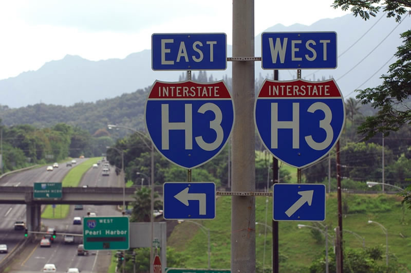 Hawaii Interstate 3 sign.