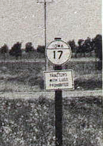 Iowa State Highway 17 sign.