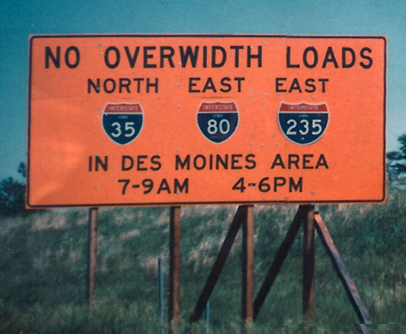 Iowa - Interstate 235, Interstate 80, and Interstate 35 sign.
