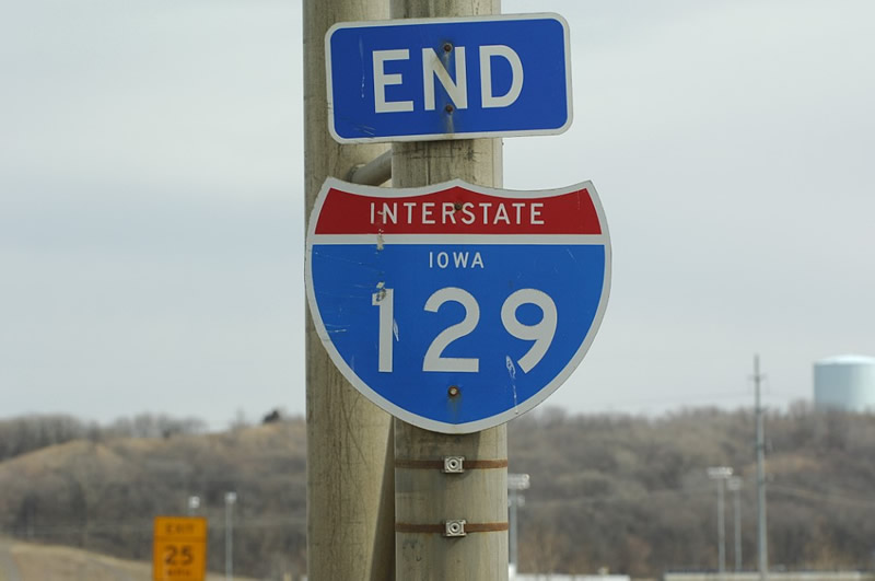 Iowa Interstate 129 sign.
