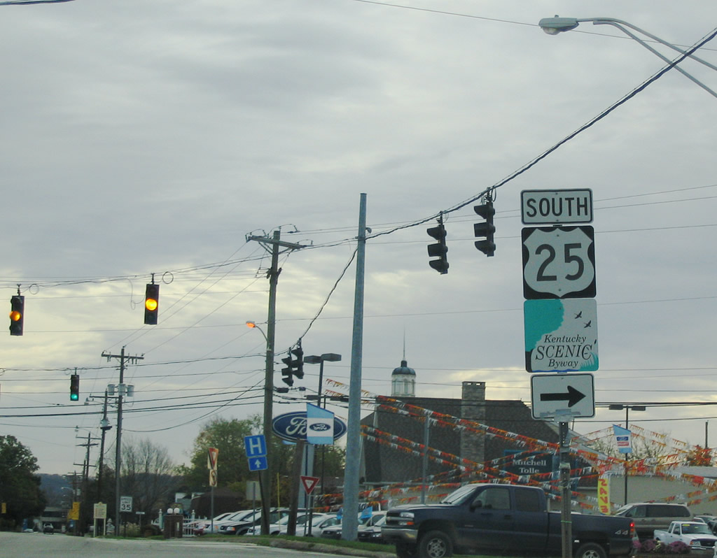 Kentucky U.S. Highway 25 sign.