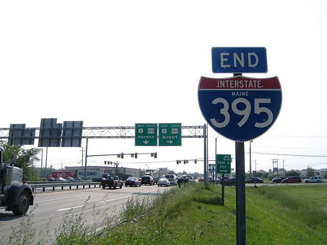 Maine Interstate 395 sign.