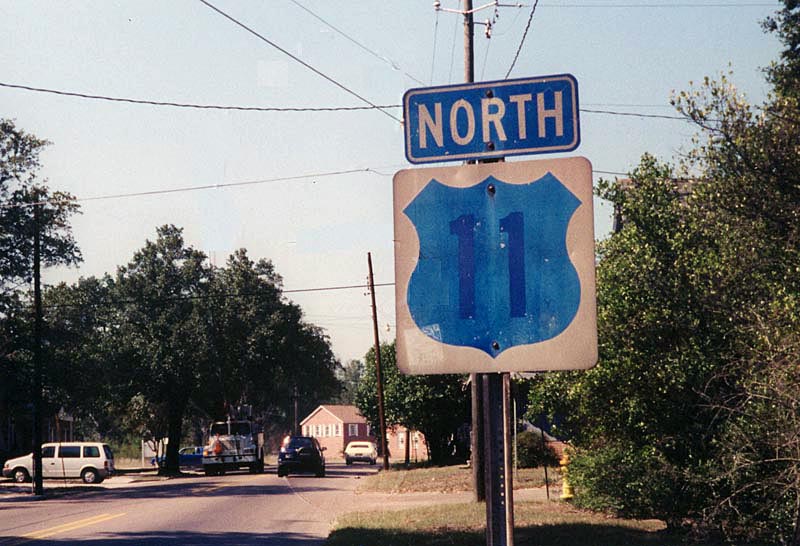 Mississippi U.S. Highway 11 sign.