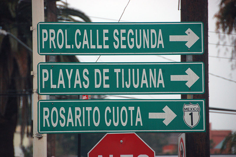 Mexico Federal Highway 1 sign.