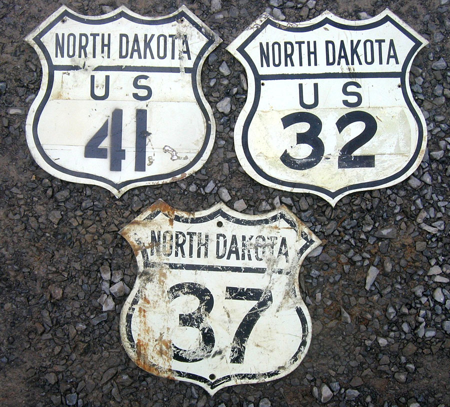 North Dakota - U.S. Highway 32, U.S. Highway 41, and U.S. Highway 37 sign.