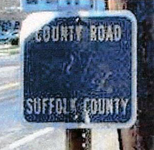New York Suffolk County route marker sign.