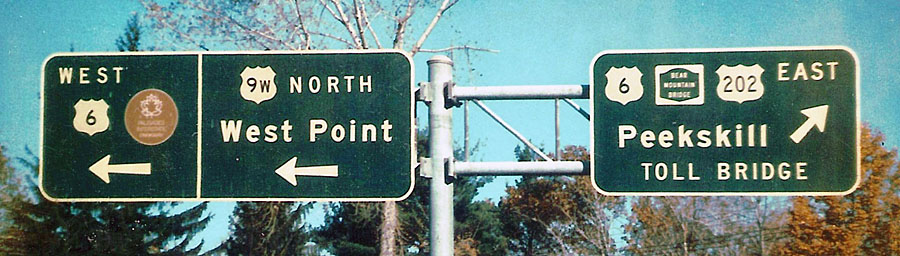 New York - Palisades Interstate Parkway, U. S. highway 9W, U.S. Highway 6, U.S. Highway 202, and Bear Mountain Bridge sign.