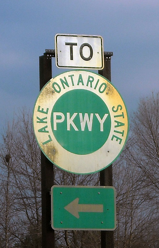 New York Lake Ontario State Parkway sign.