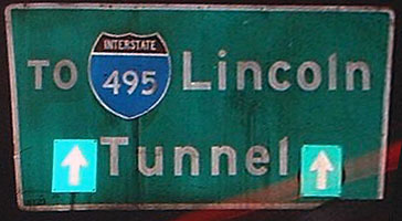 New York Interstate 495 sign.