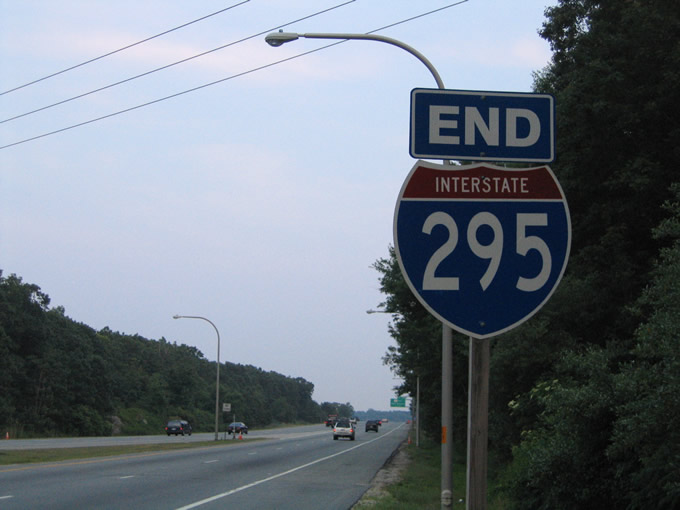 Rhode Island Interstate 295 sign.