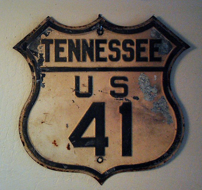 Tennessee U.S. Highway 41 sign.