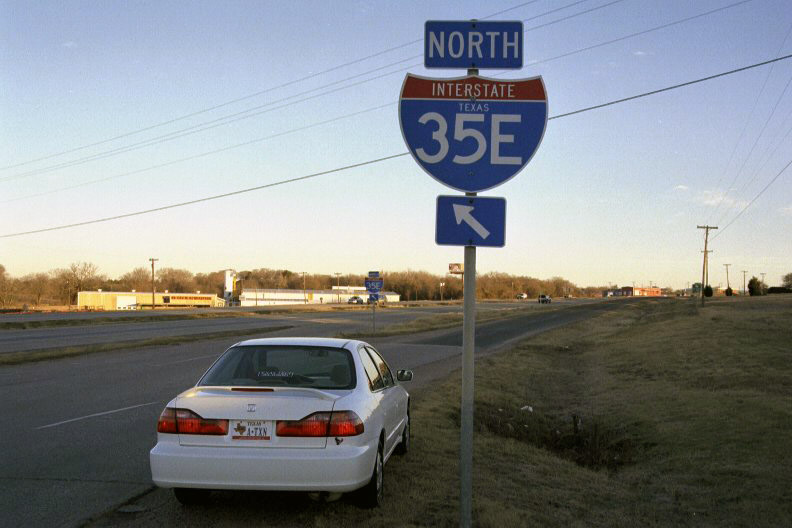 Texas interstate highway 35E sign.
