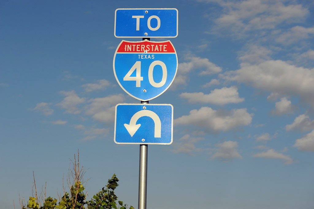 Texas Interstate 40 sign.