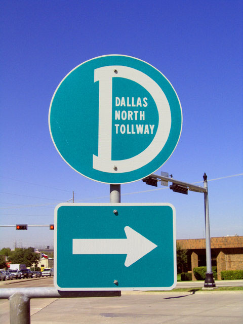 Texas Dallas North Tollway sign.