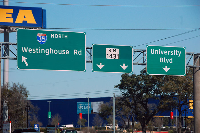 Texas - ranch to market road 1431 and Interstate 35 sign.