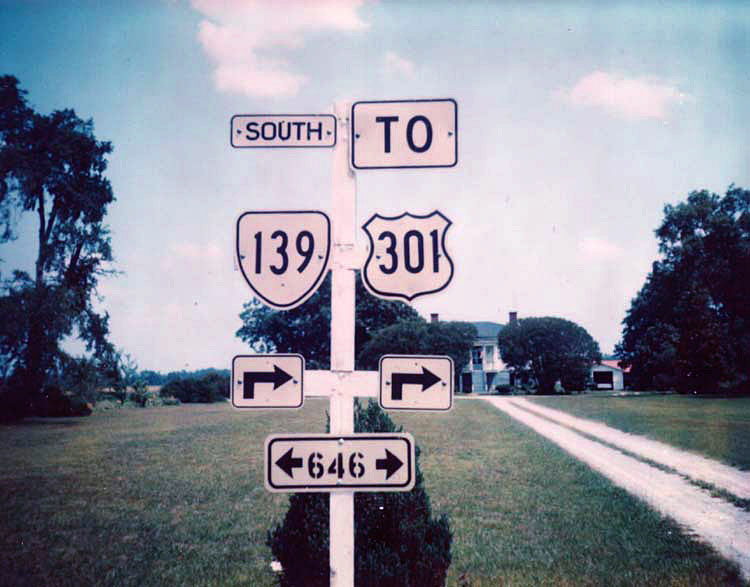 Virginia - State Highway 139 and U.S. Highway 301 sign.