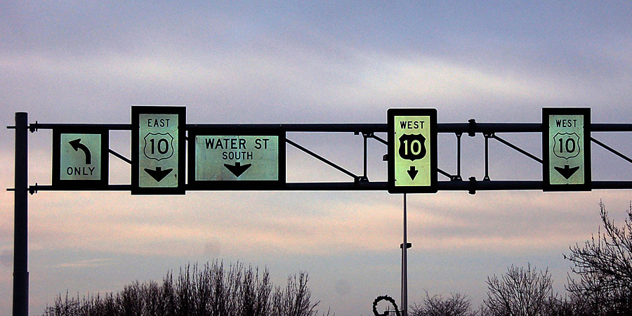 Wisconsin U.S. Highway 10 sign.