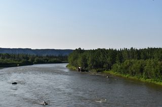 Remnants of the old Richardson Highway alignment appear along the Gulkana River just south of SR 1/4.