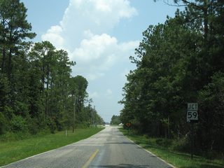 CR 8 kinks northeast ahead of SR 59 (Gulf Shores Parkway) through northern reaches of Gulf Shores.