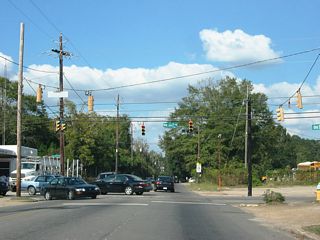 30" Crouse Hinds signals at the intersection of Florida Street and Old Shell Road.