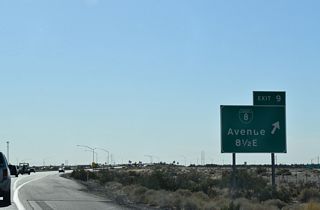 RIRO ramps link westbound I-8 with the north Frontage Road (Business Loop I-8) at Exit 9. The ramps along eastbound tie into 32nd Street at Avenue 8 1/2 E.