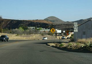 Eastbound SR 80 ahead of SR 92. SR 92 heads west to Sierra Vista via Palominas, where it meets SR 90. SR 92 also leads toward Coronado National Monument.