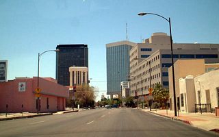 Stone Avenue advances south into Downtown Tucson from the intersection with Franklin Street west and Toole Avenue east.