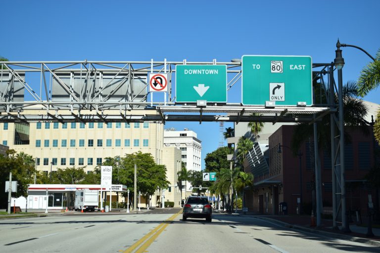 Main St east at Monroe St - Ft Myers, FL