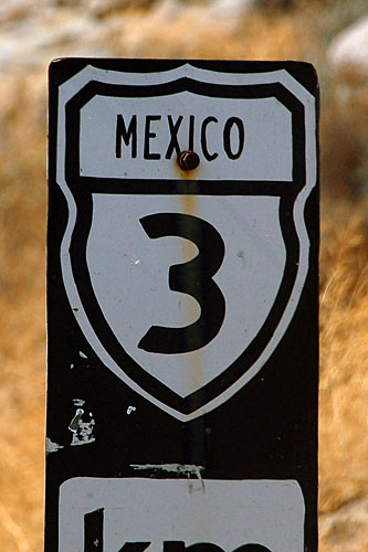 kilometer post on Mexico federal route 3