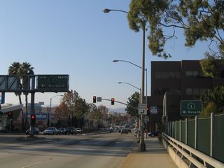 SR 1 (Lincoln Boulevard) spans I-10 ahead of Olympic Boulevard westbound. This intersection is the official west end of Historic U.S. 66, which began at U.S. 101 Alternate and traveled north three blocks on Lincoln Boulevard to Santa Monica Boulevard east toward Hollywood. SR 2 served as the successor to U.S. 66, but the state route was subsequently decommissioned in Santa Monica.