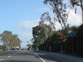 Northbound California 1 (Coast Highway) approaches Wesley Street in Laguna Beach.