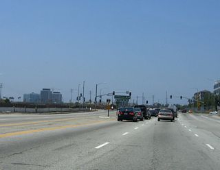 Northbound California 1 (Lincoln Boulevard) approaches Jefferson Boulevard.