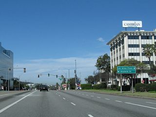 The next intersection along California 1 north is with Anaheim Street. On the southwest side of California 1 is a municipal golf course.