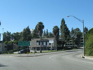 California 1 north and U.S. 91 south historically overlapped west between Los Alamitos Traffic Circle and Atlantic Avenue until 1964, when U.S. 91 was decommissioned. U.S. 91 may have continued all the way to the Long Beach Freeway (former California 15 and former California 7).