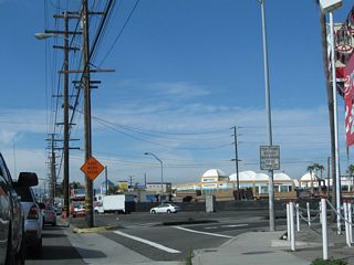 A short ramp connects California 1 (Lincoln Boulevard) north with California 90 (Marina Expressway) east.