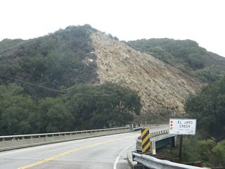 California 1 crosses El Jaro Creek on this bridge.