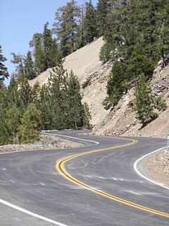 This view looks east along California 2 between Islip and Big Pines. Photo taken by Martin Grahl (05/21/10).