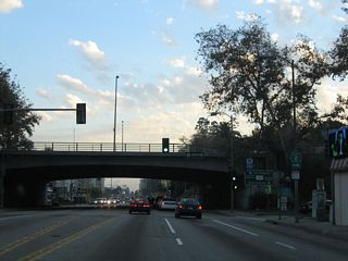 To continue west on California 2, turn right to the on-ramp for U.S. 101 (Hollywood Freeway) northwest. The two routes will share alignment until reaching the Santa Monica Boulevard (U.S. 66) interchange.