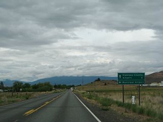 Eastbound California 3 (Montague Road) meets Airport Way. Turn left here for Airport Way north to Montague-Yreka Rohrer Field Airport.