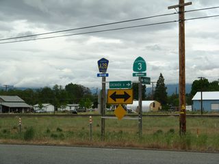 The only route markers visible along eastbound are posted at the intersection of Montague Road and 11th Street on this post. CR A-28 and California 3 combine along 11th Street briefly through Downtown Montague.