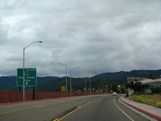 Looking at the freeway mainline from Business Loop I-5 and California 3 (Main Street), we see an exit sign for Exit 773, California 3 south to Fort Jones and Etna.