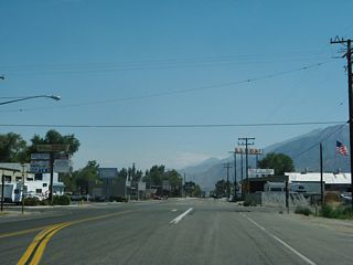 The connection from U.S. 6 west to U.S. 395 is afforded by westbound Wye Road. U.S. 6 is generally traveling in a southwestern direction as it enters the city of Bishop, and it will swing south to join with U.S. 395. Northbound U.S. 395 actually travels west for a good distance as it leaves Bishop, and Wye Road makes the most direct connection between the two routes.