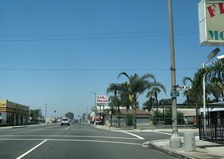 Westbound Holt Boulevard (Business Loop I-10 / old U.S. 70-99) at Palm Avenue.