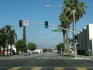 Eastbound Valley Boulevard (Business Loop I-10) meets Third Street at this intersection.