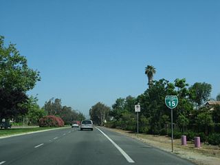 The Business Loop I-15 shield posted north of Felicita Avenue was replaced by 2019 and subsequently removed by 2021.