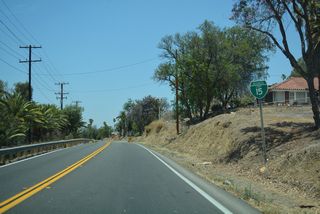 Business Loop I-15 continues west along Lakeshore Drive. A reassurance marker for the route precedes Lawrence Way.